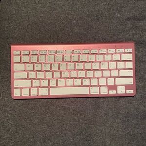 Pink Bluetooth iPad keyboard